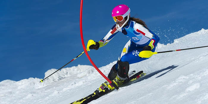 Young-female-slalom-skier-during-the-race