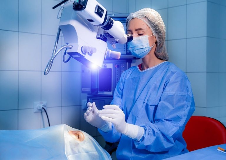 Photorefractive Keratectomy (PRK) Eye Surgery: Pros, Cons, and What to Expect